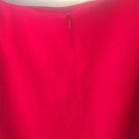 High front slit, knee length ,sexy red skirt. Size 22W.  Tanjay brand - Picture 7 of 7